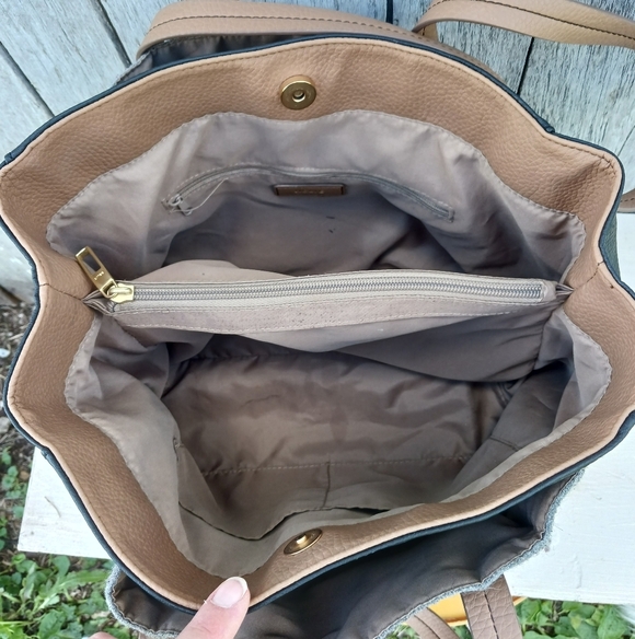 RELIC by Fossil Bailey Double Faux Vegan Leather Shoulder Purse Tote Bag Handbag - Picture 2 of 11